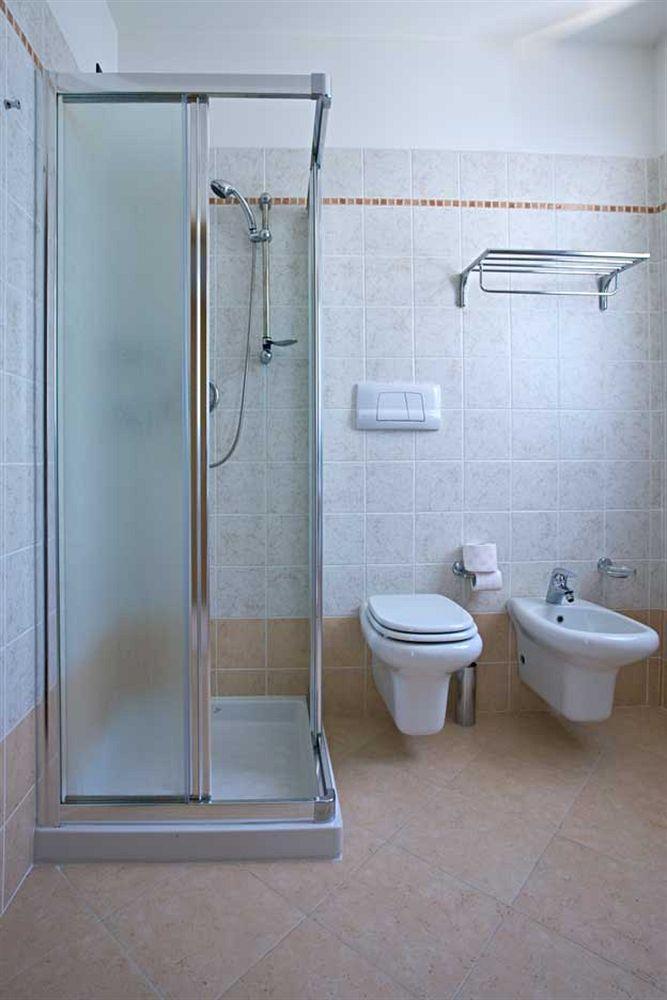 Residence Besass, Gtsgroup Tignale Luaran gambar